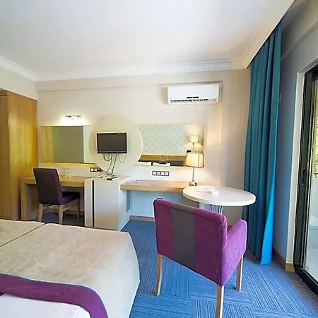 Spilos Hotel 4*